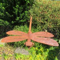 Edelrost Gartenstecker Beetstecker Stecker schwingende Libelle